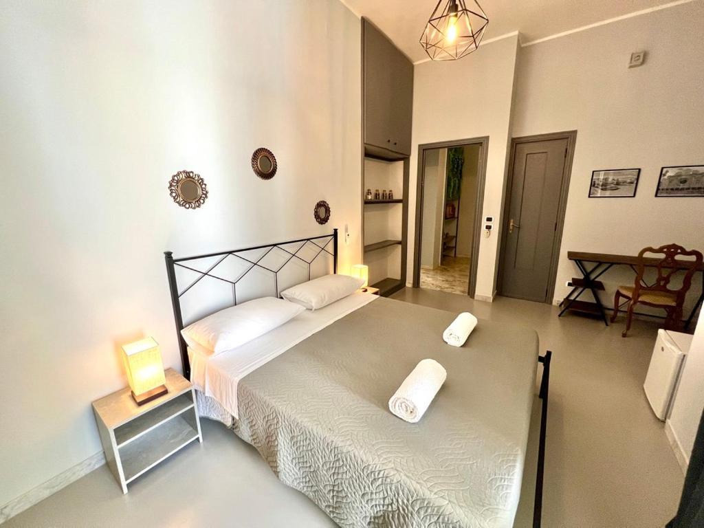 Rudiae Boutique Panzió Lecce Szoba fotó